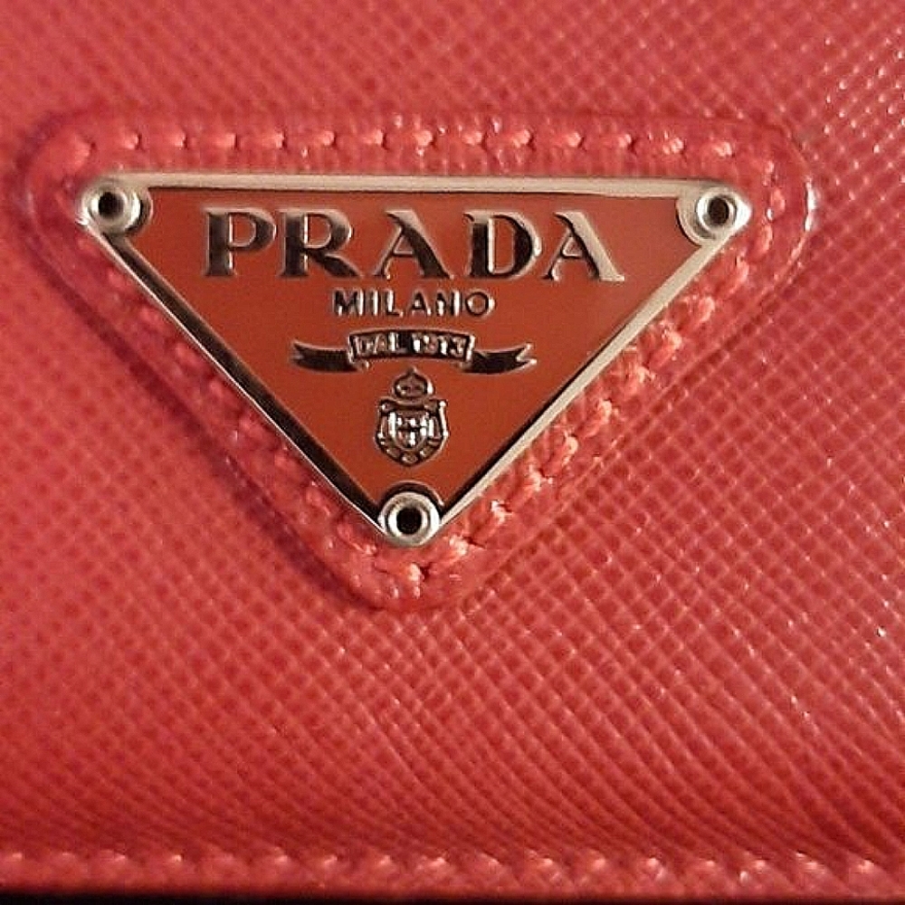 PRADA | iPad/Notebook Case w/ Box - Picture 2 of 7